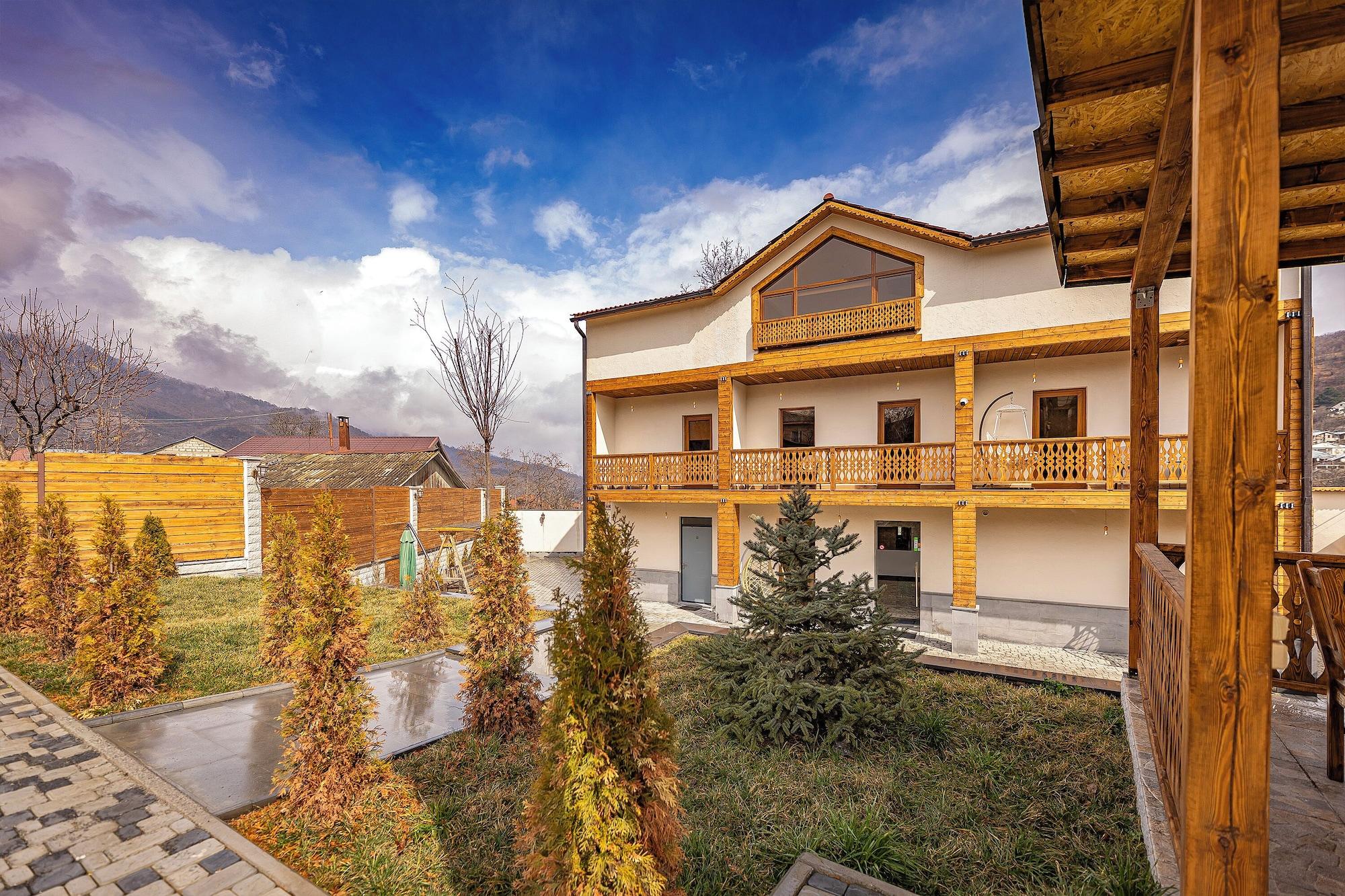 Vista Exterior Taniqinn Dilijan Hotel