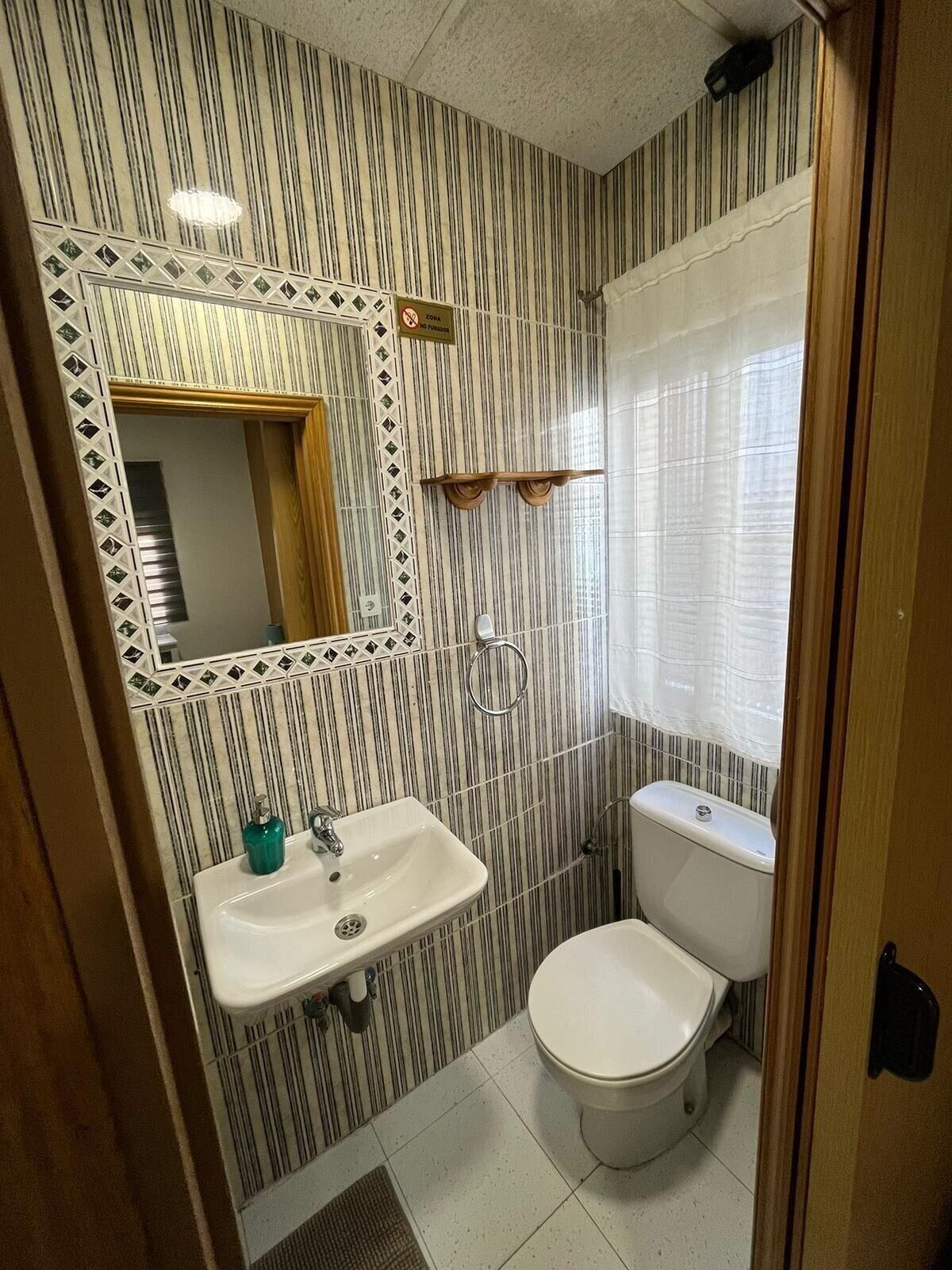 Equipamiento de Habitación Hostal avenida 57