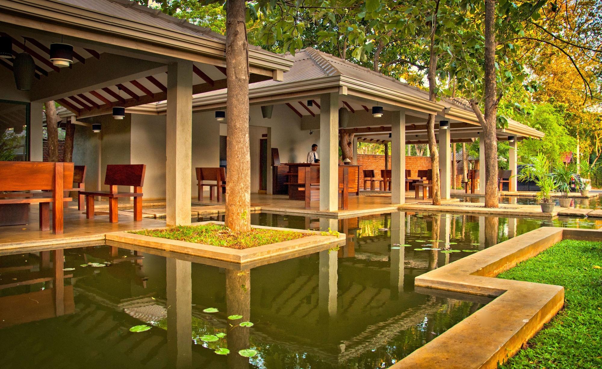 Vista Lobby Fresco Water Villa