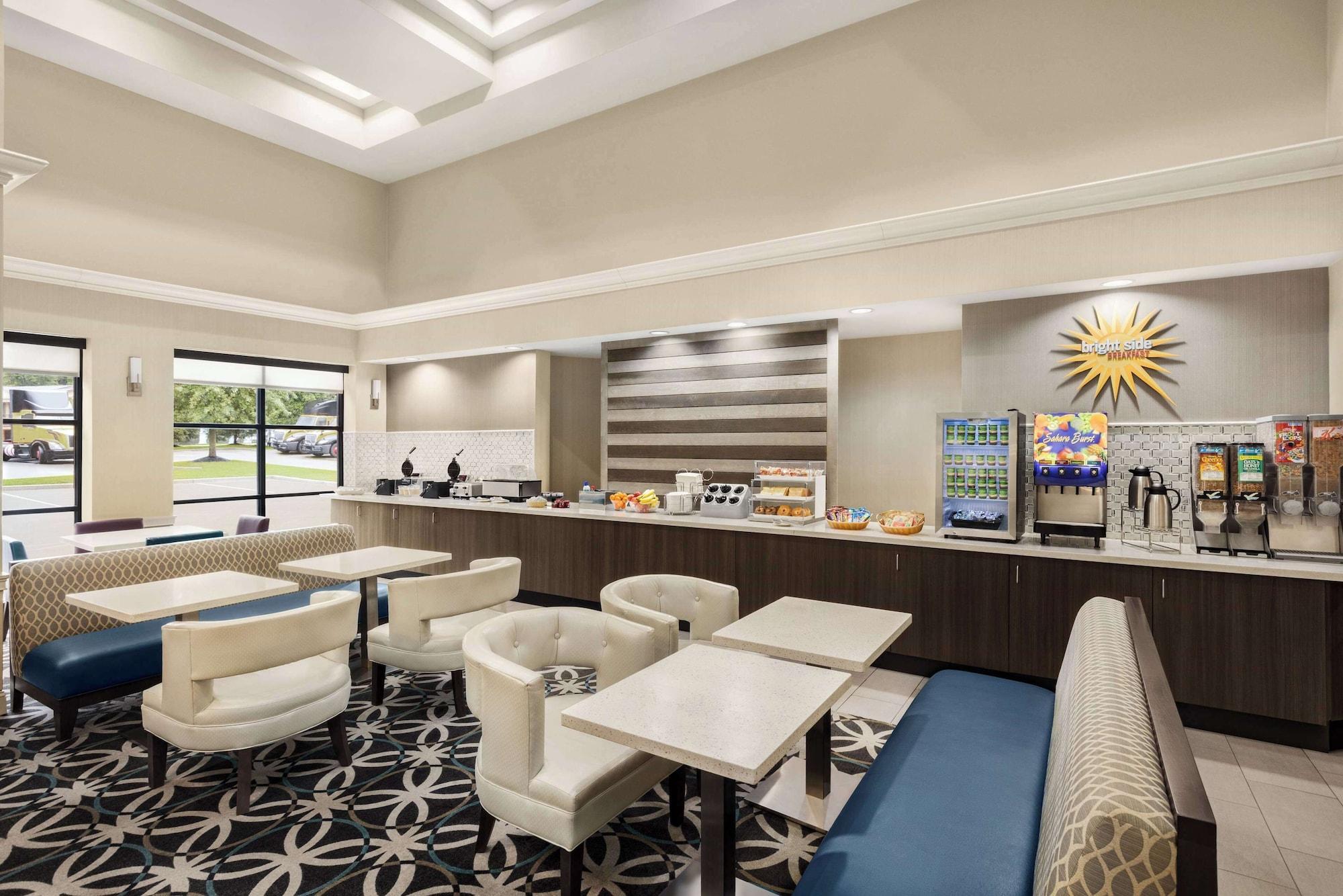 Restaurant La Quinta Inn & Suites by Wyndham Newark - Elkton