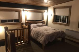 Alquiler Vacacional - Gatehouse Chalet in Old Growth Forest