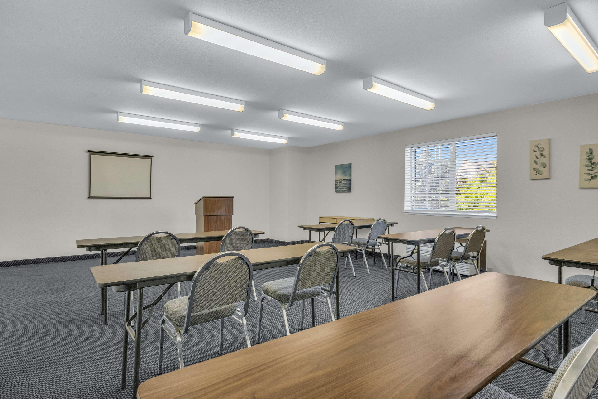 Centro de Negocios SureStay by Best Western Sacramento South Natomas