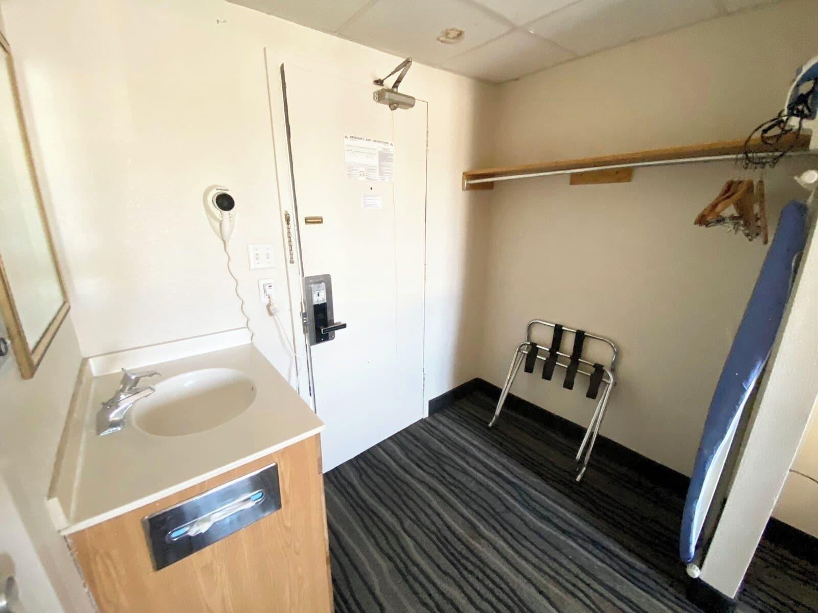 Equipamiento de Habitación Kiteville Owego