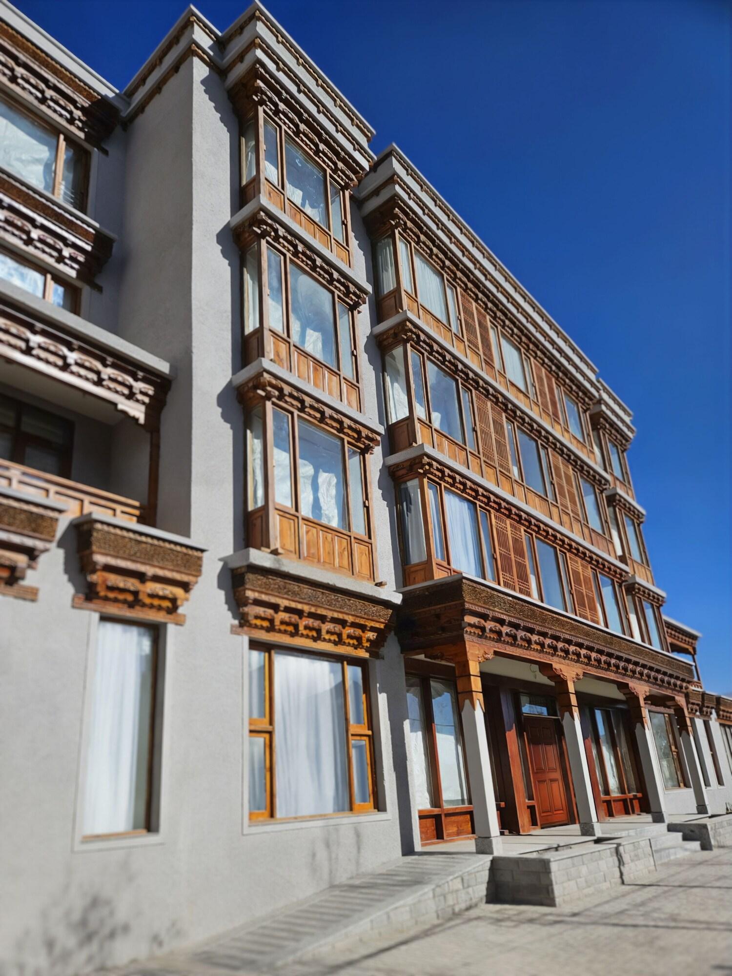 Varios The Highland Ladakh