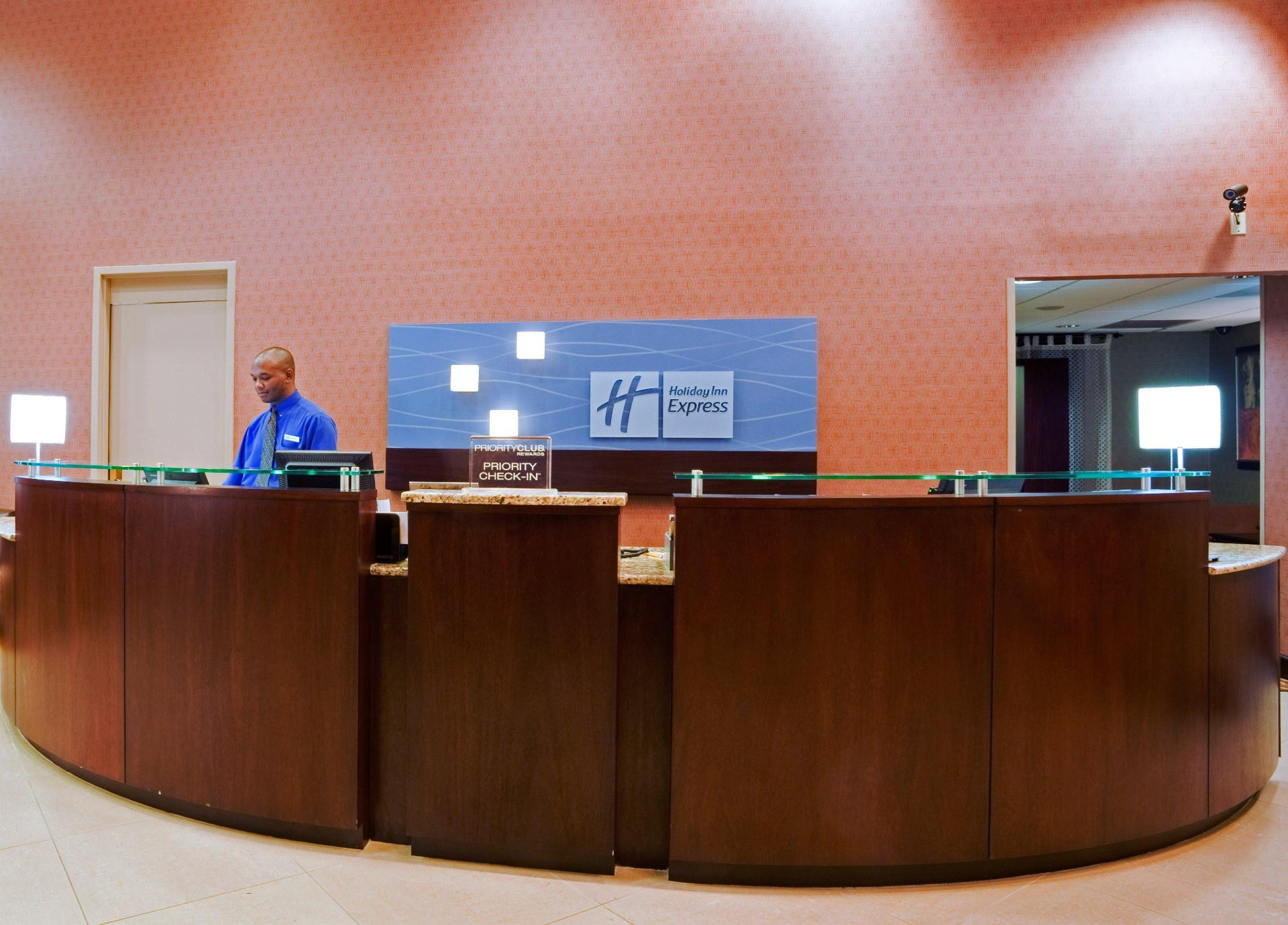 Vista Lobby Holiday Inn Express Winston-Salem Medical Center Area by IHG