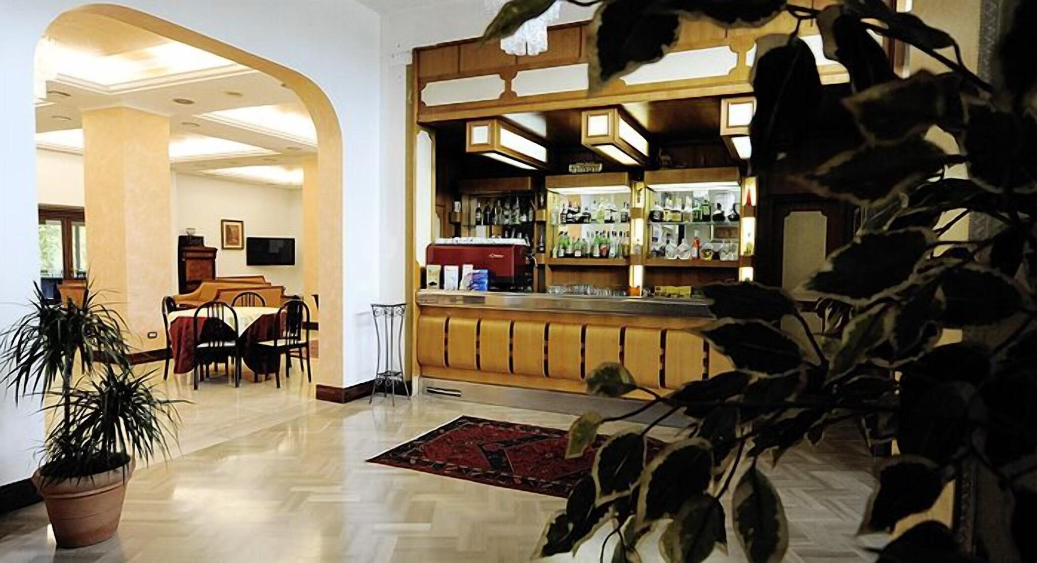 Bar/Salón Filippone Hotel & Ristorante