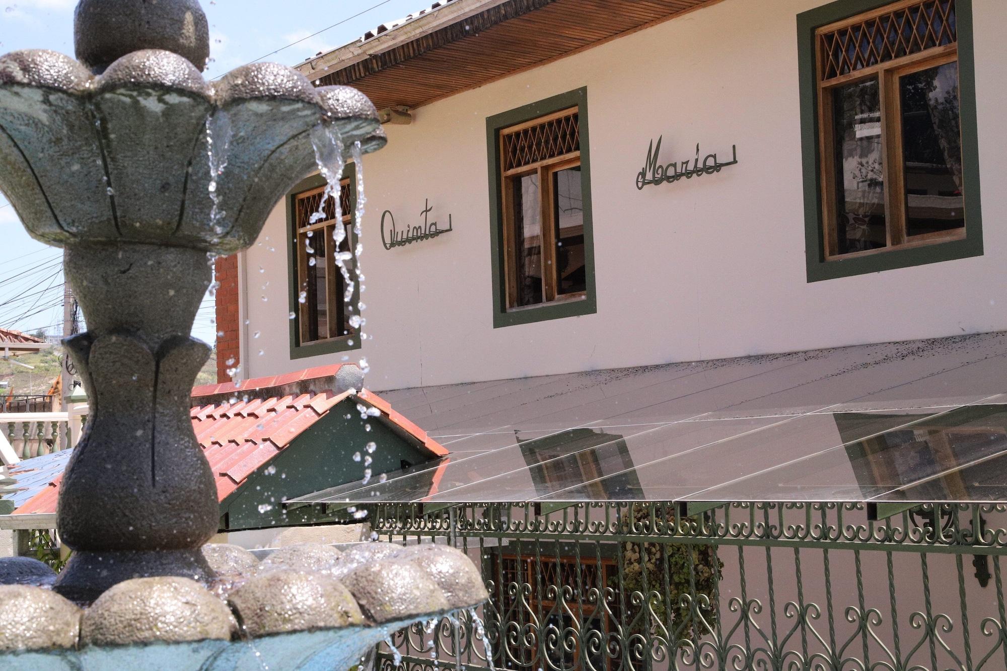 Vista Exterior QUINTA MARIA ISABEL