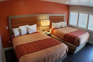 Alojamiento - Presidio Parkway Inn