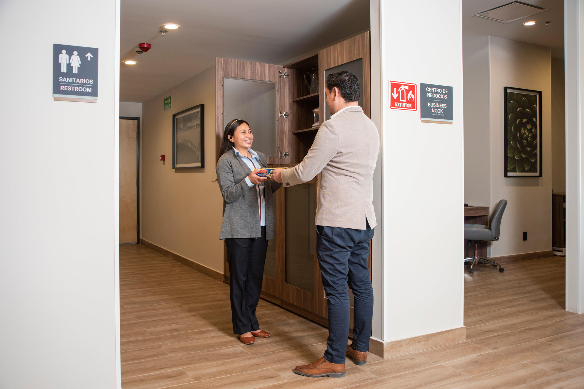 Vista Lobby Candlewood Suites Guadalajara Galerias by IHG