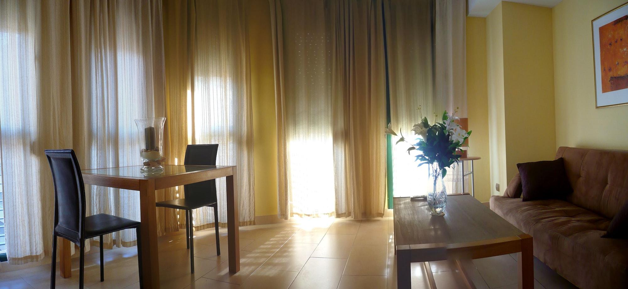 Comodidades del Alojamiento Apartamentos Suites Oficentro Original