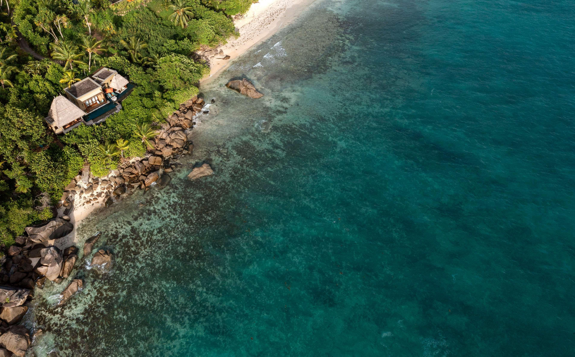 Vista Exterior Anantara Maia Seychelles Villas