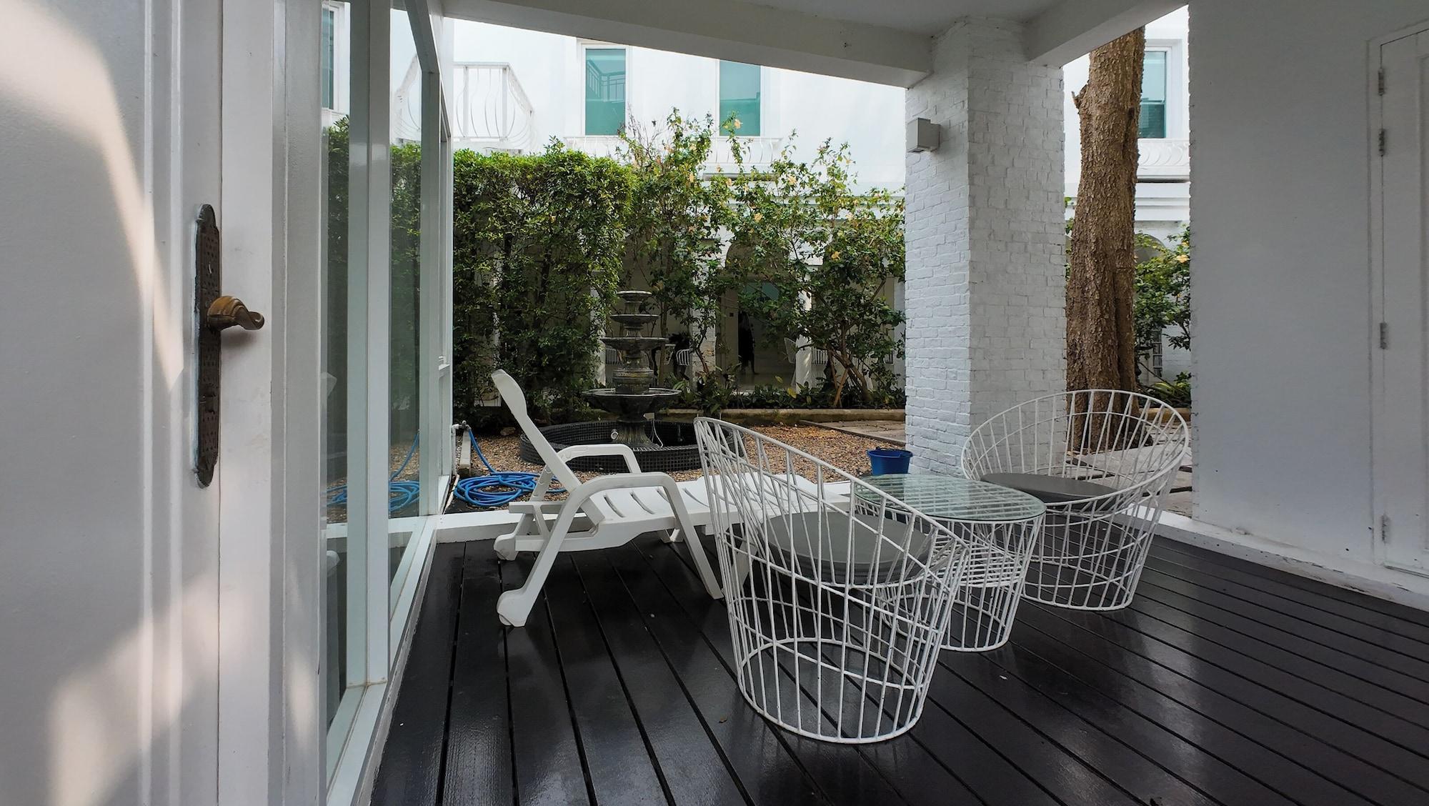 Playa Verano Beach Villa