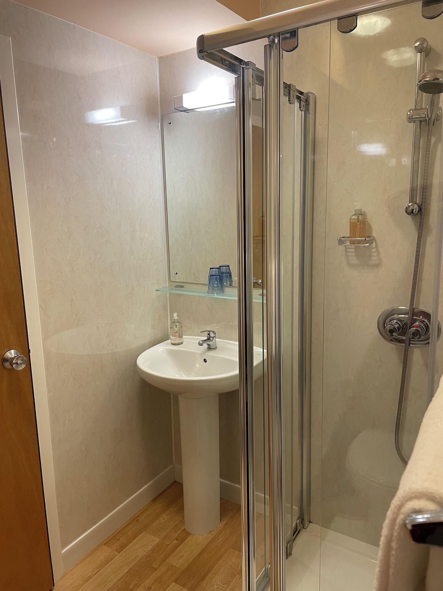 Equipamiento de Habitación MacDougall Clansman Hotel