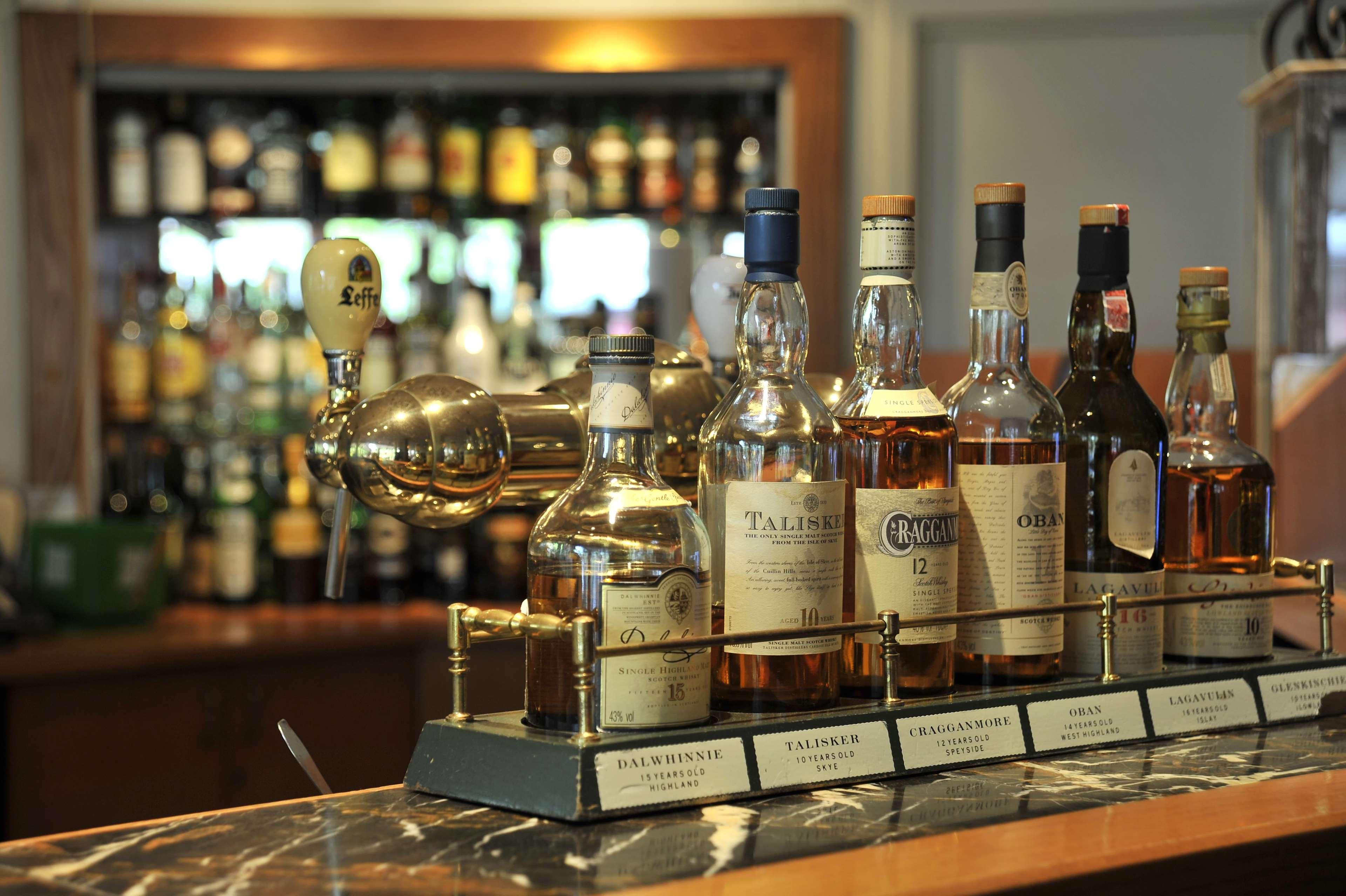 Bar/Salón Golden Tulip De' Medici Hotel