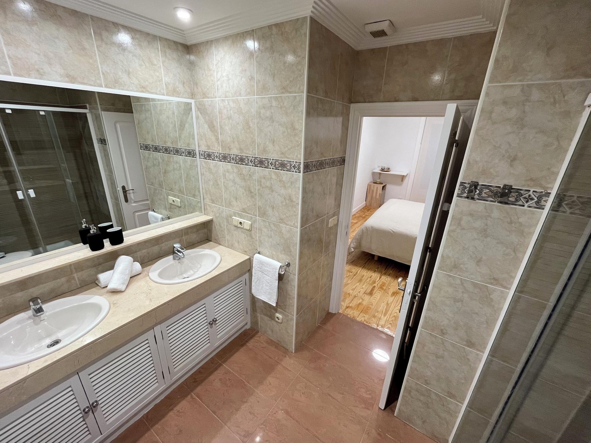 Equipamiento de Habitación Pensión Miramar