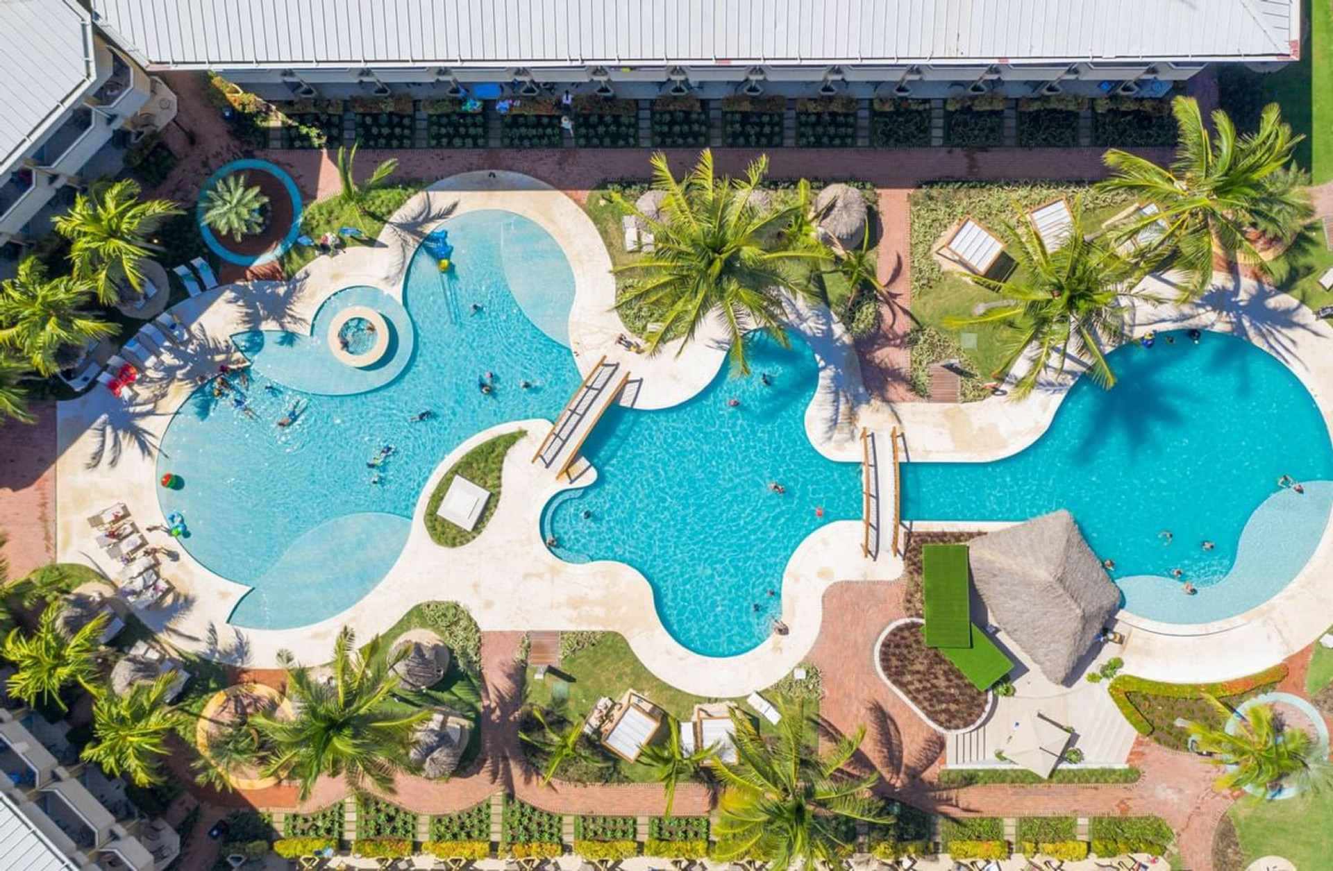 Vista Exterior Fiesta Resort Central Pacific - All Inclusive