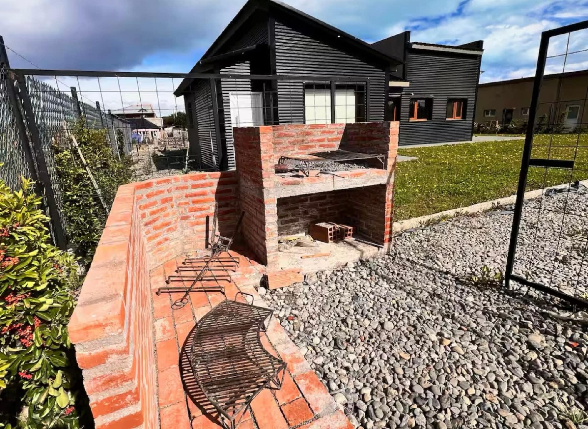 Vista Exterior LUXURY Casa cerca al centro - Calafate