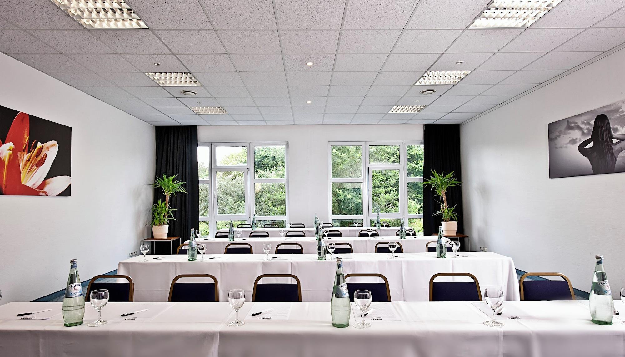 Sala de Reuniones Good Morning + Bad Oldesloe