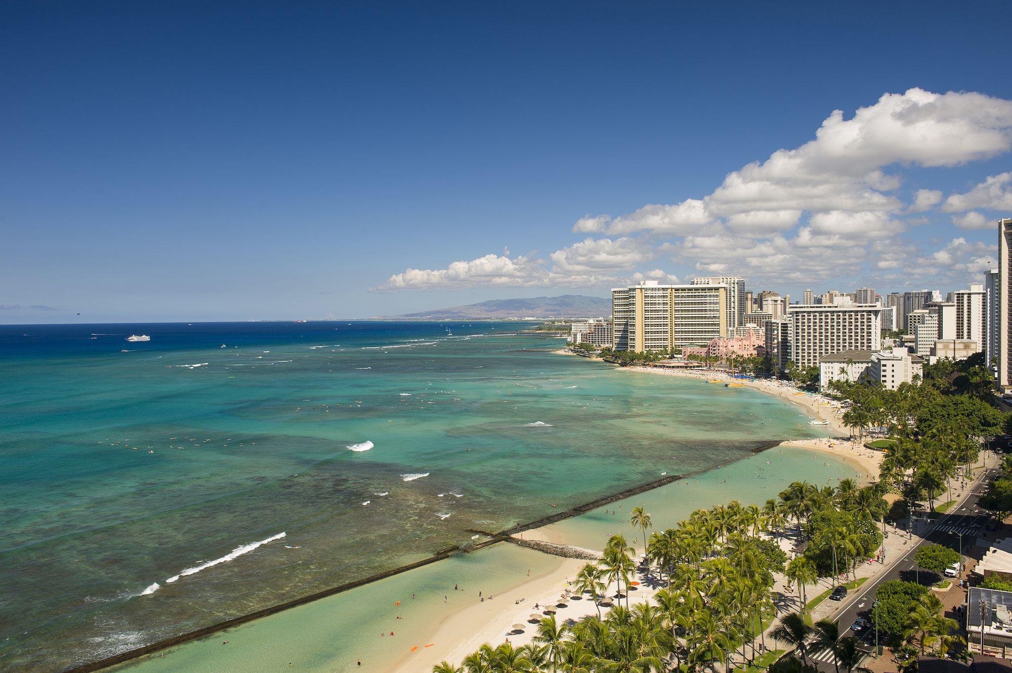 Comodidades del Alojamiento Aston Waikiki Beach Hotel