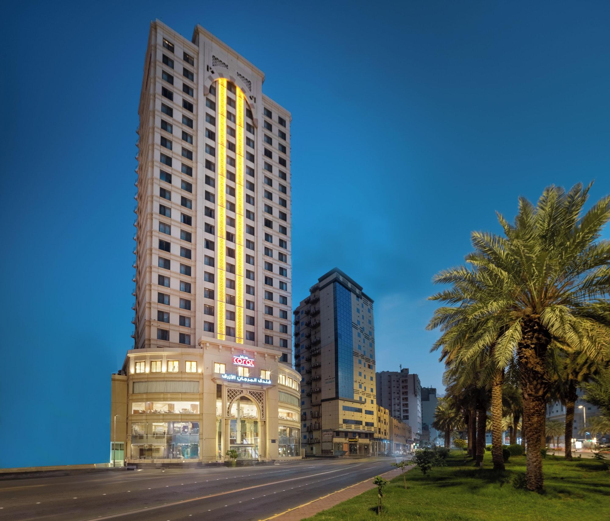 Vista Exterior Blue Coral Hotel