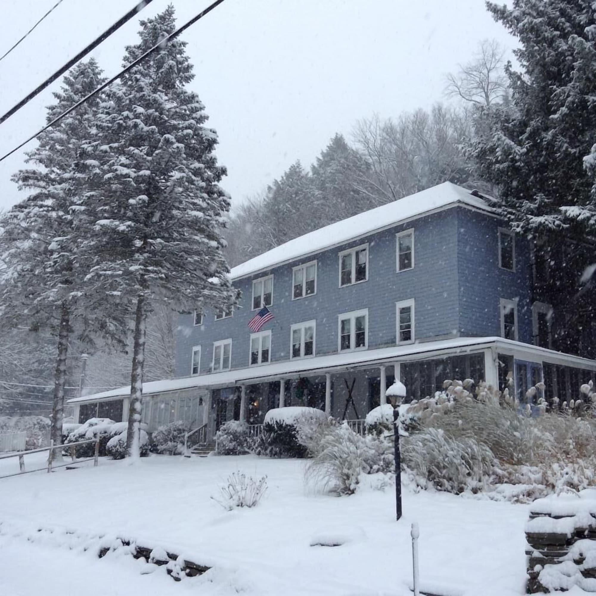 Vista Exterior The Inn at Starlight Lake