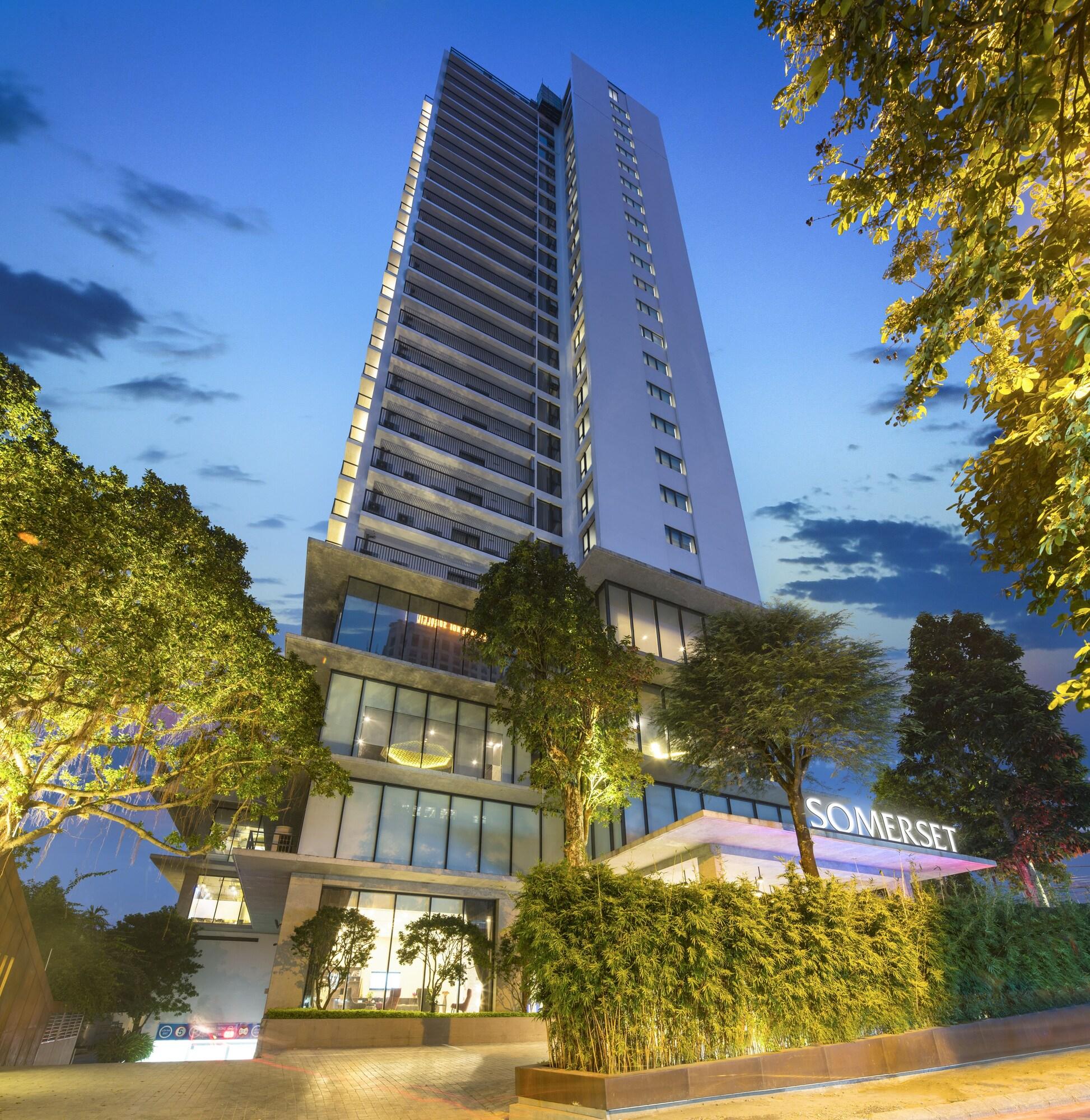 Vista Exterior Somerset West Point Hanoi