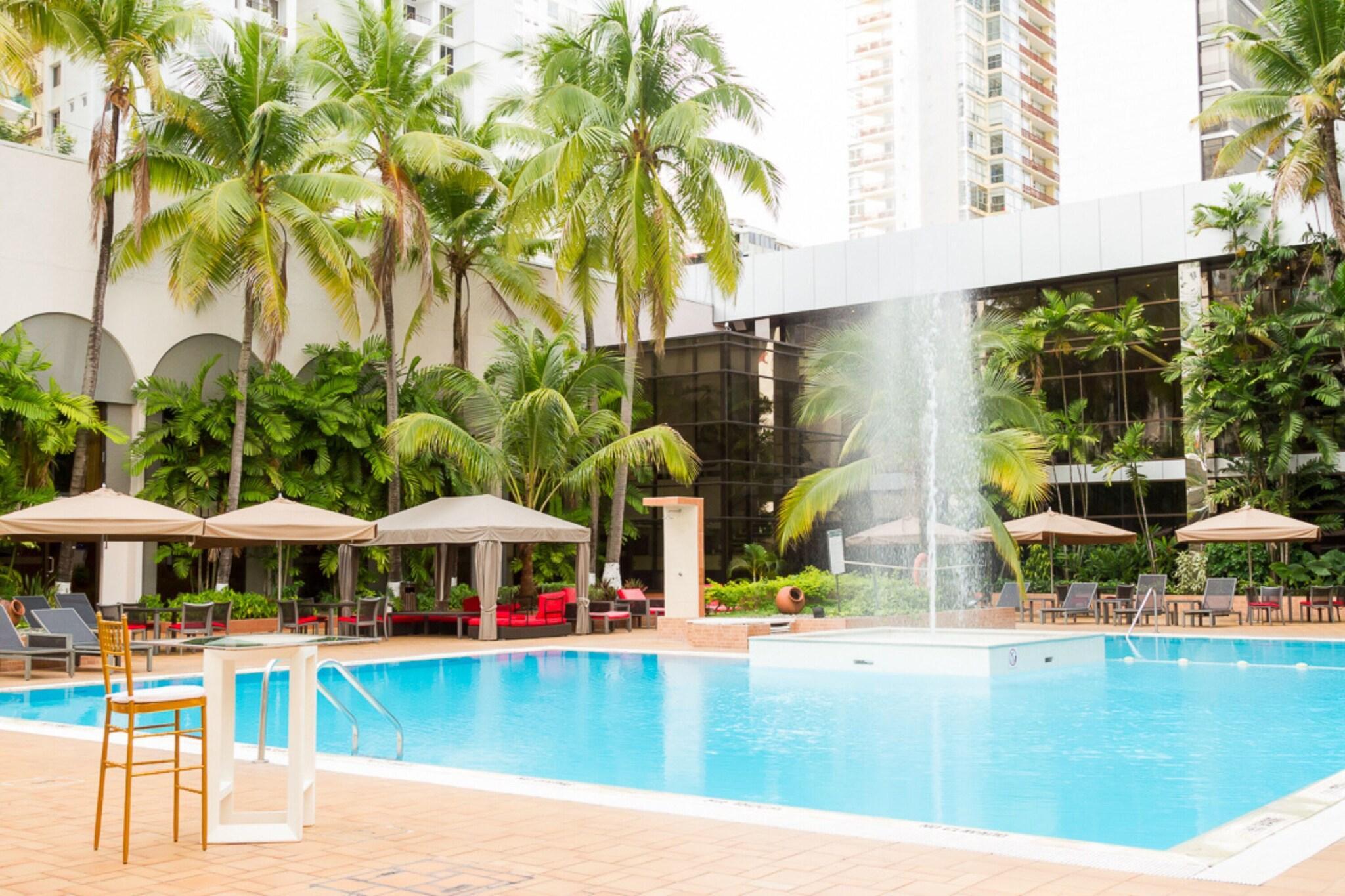 Vista Piscina Sheraton Grand Panama