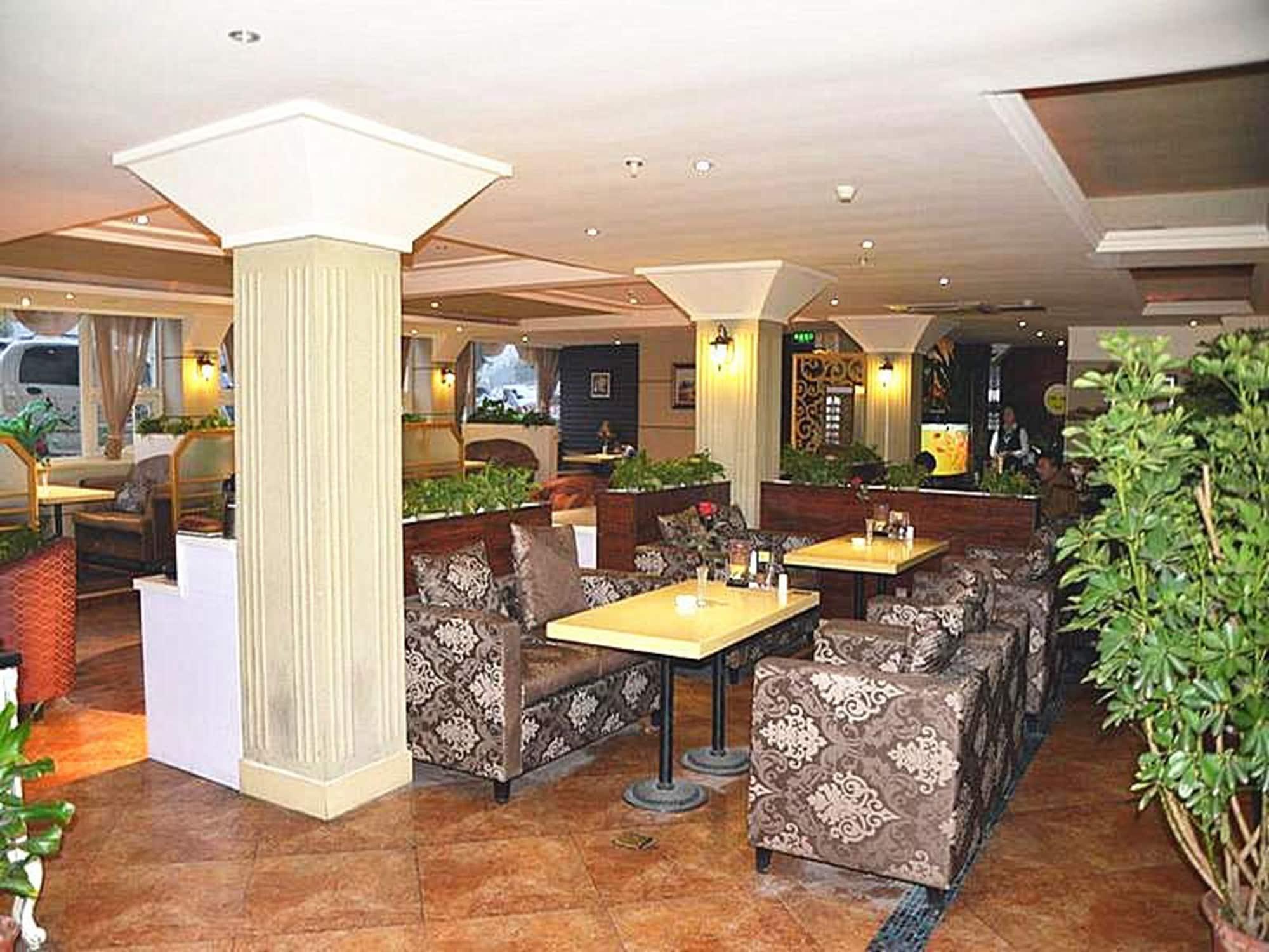 Vista Lobby GreenTree Inn Bengbu Longhu Express Hotel