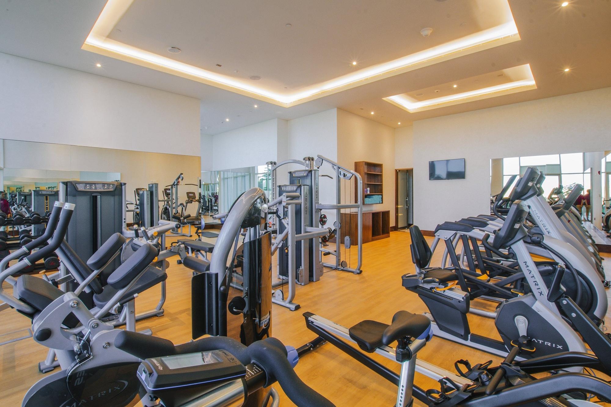 Gimnasio Crowne Plaza Muscat OCEC by IHG