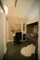 Alquiler Vacacional - 2 Full Beds, Free Parking Underground/Heated, 1 Bedroom Condo Downtown Central