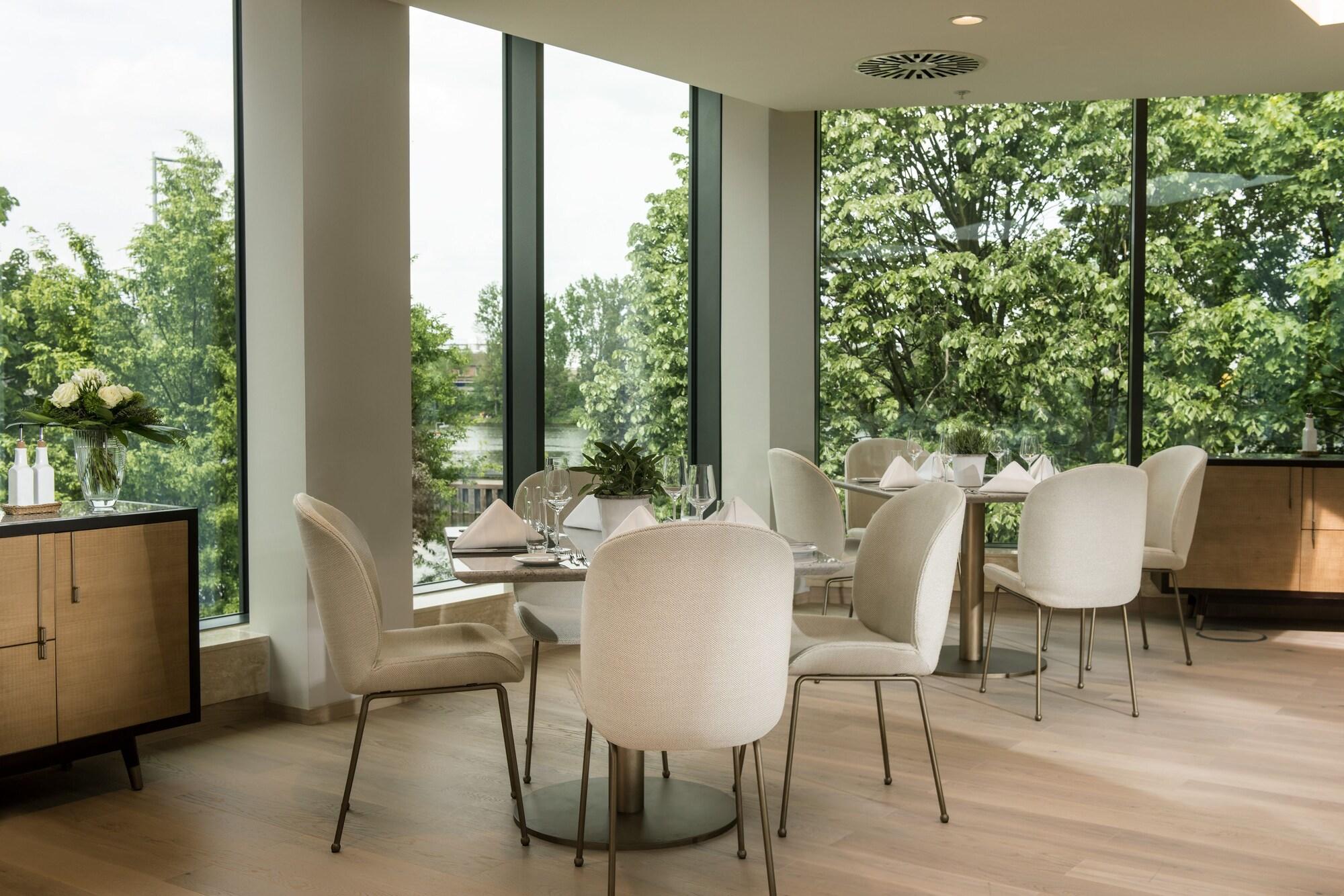 Restaurant Delta Hotels by Marriott Frankfurt Offenbach