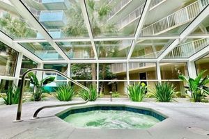 Alquiler Vacacional - Beautiful beachfront condo-AMAZING Sunset Views! 2 FREE VIP beach chairs.