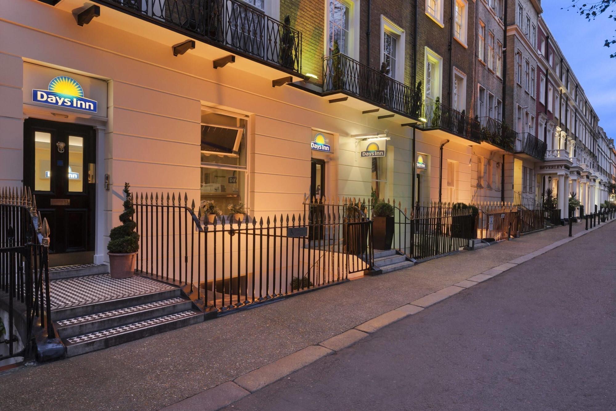 Vista Exterior Days Inn by Wyndham London Hyde Park