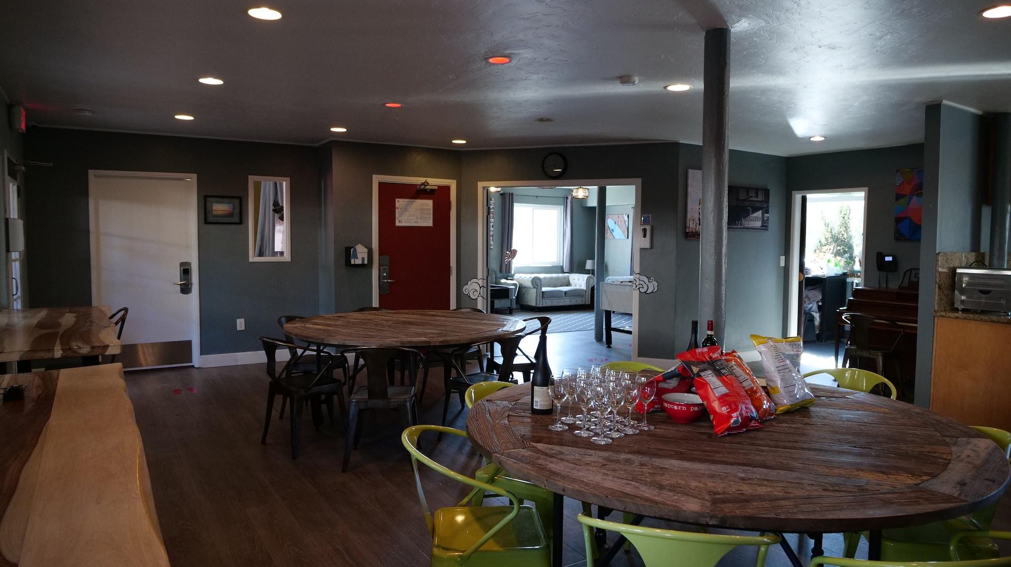 Restaurant California Dreams Hostel - Ocean Beach