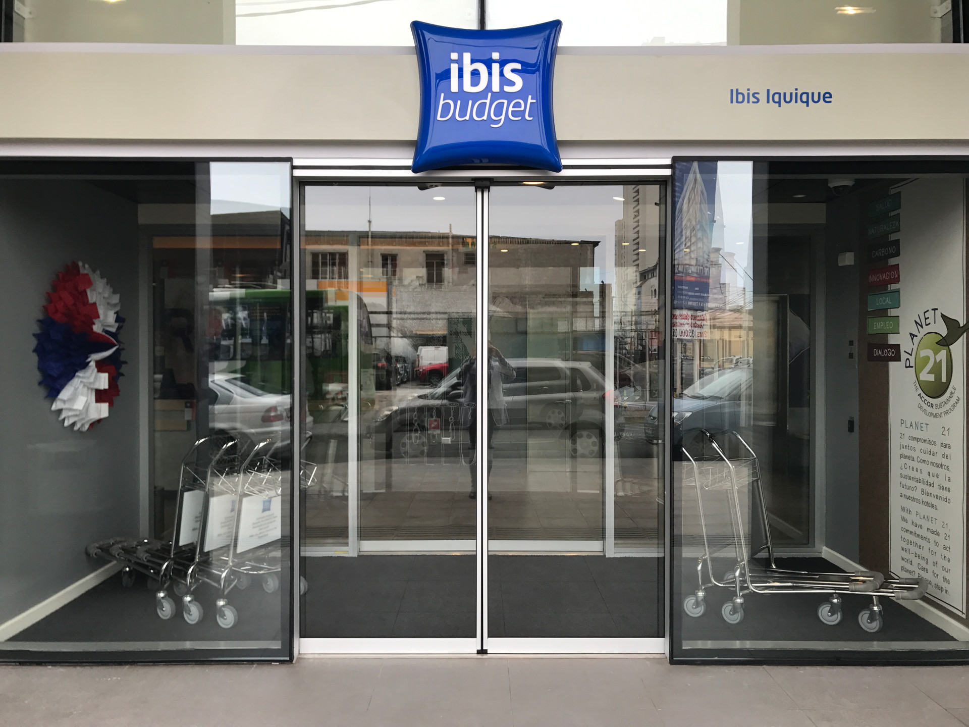 Vista Exterior Ibis Budget Iquique
