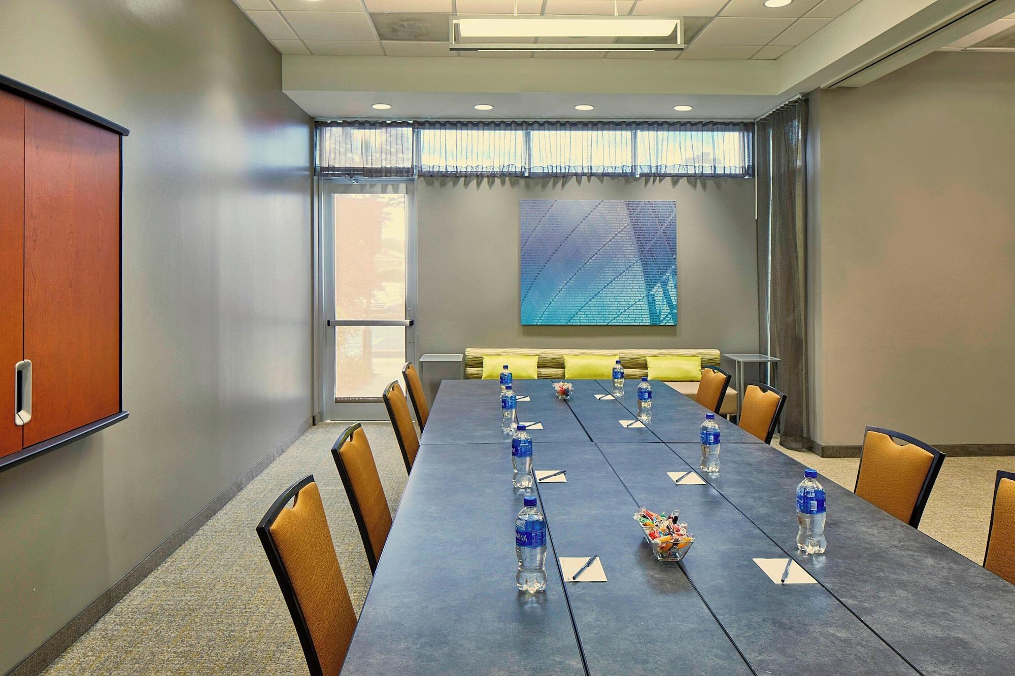 Sala de Reuniones SpringHill Suites by Marriott Atlanta Airport Gateway