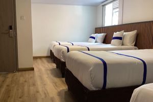 Alojamiento - Paramount Hotel