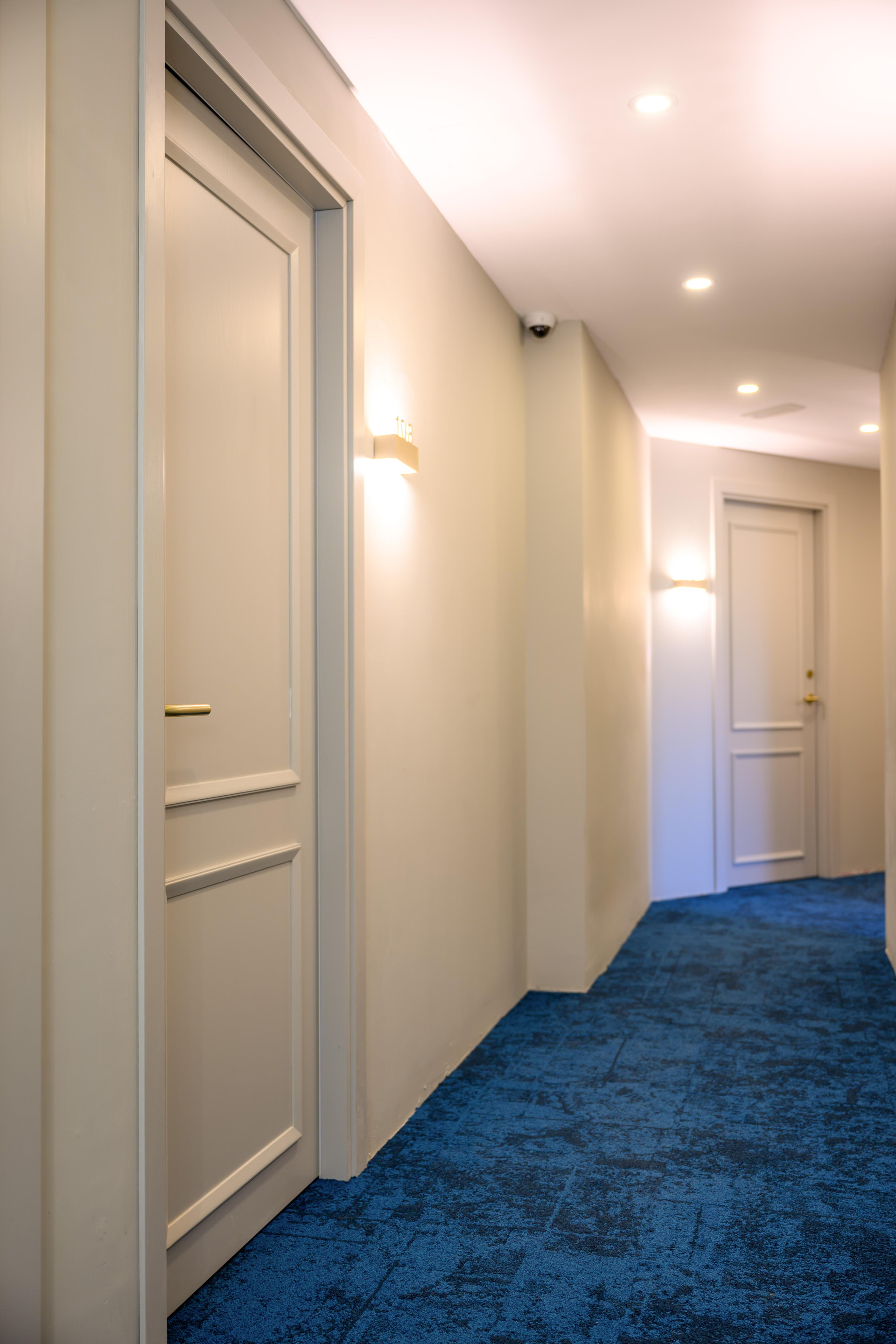 Vista Exterior Xvi Suites