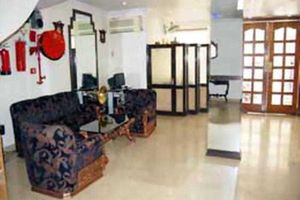 Alojamiento - Surya International