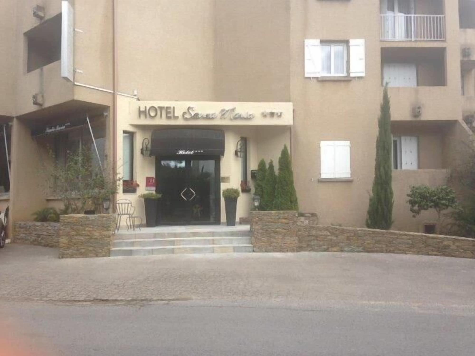 Vista Exterior Hotel Santa Maria