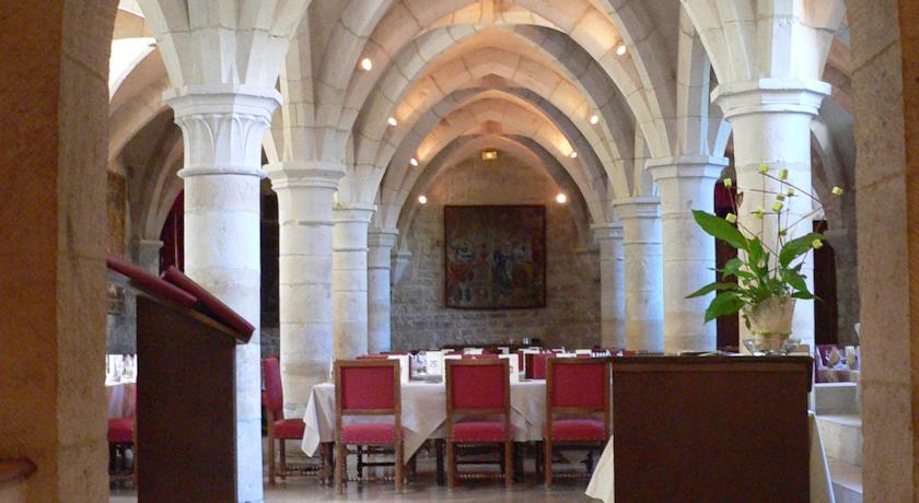 Vista Lobby Hotel Chateau de Gilly