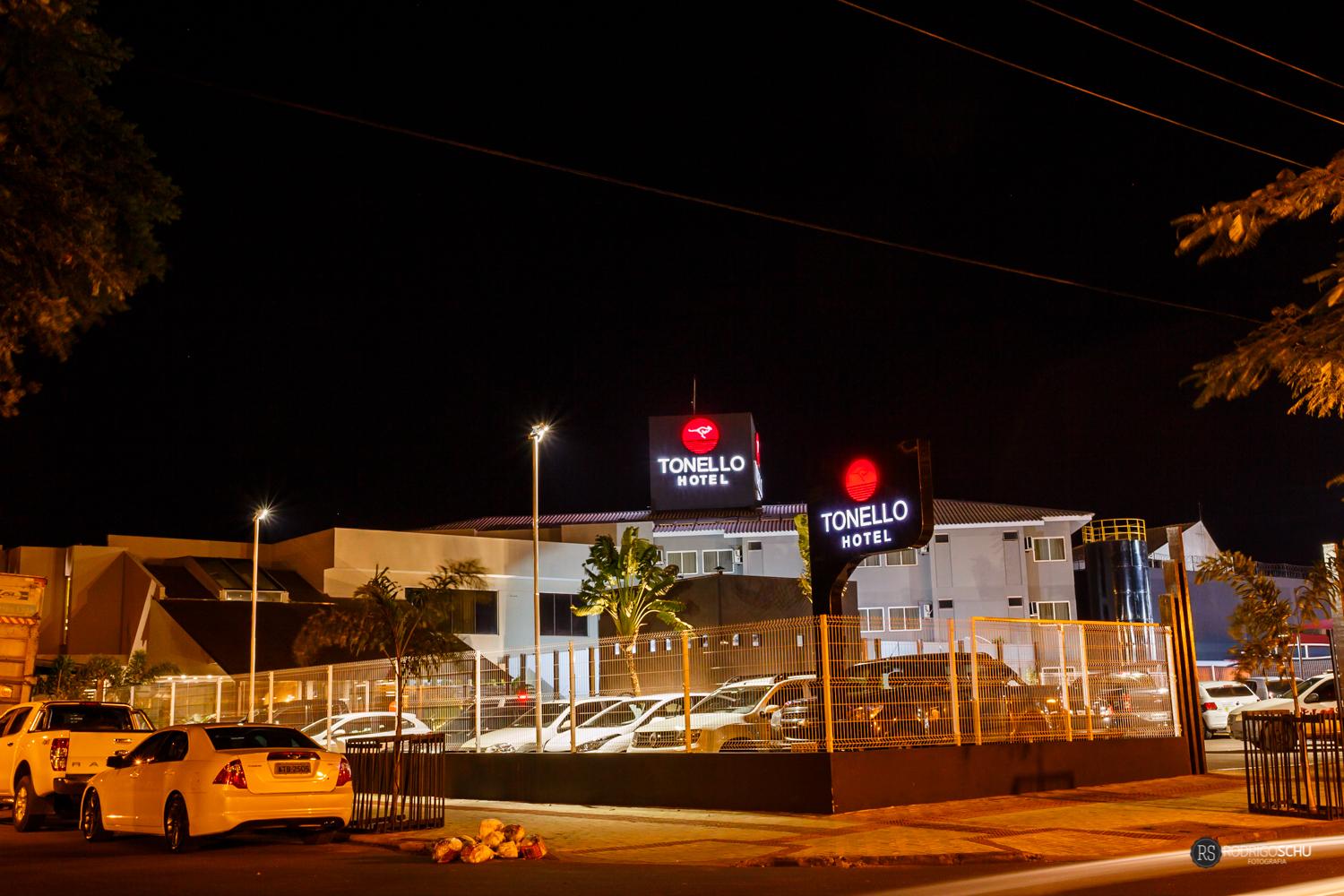 Vista Exterior Tonello Business Hotel