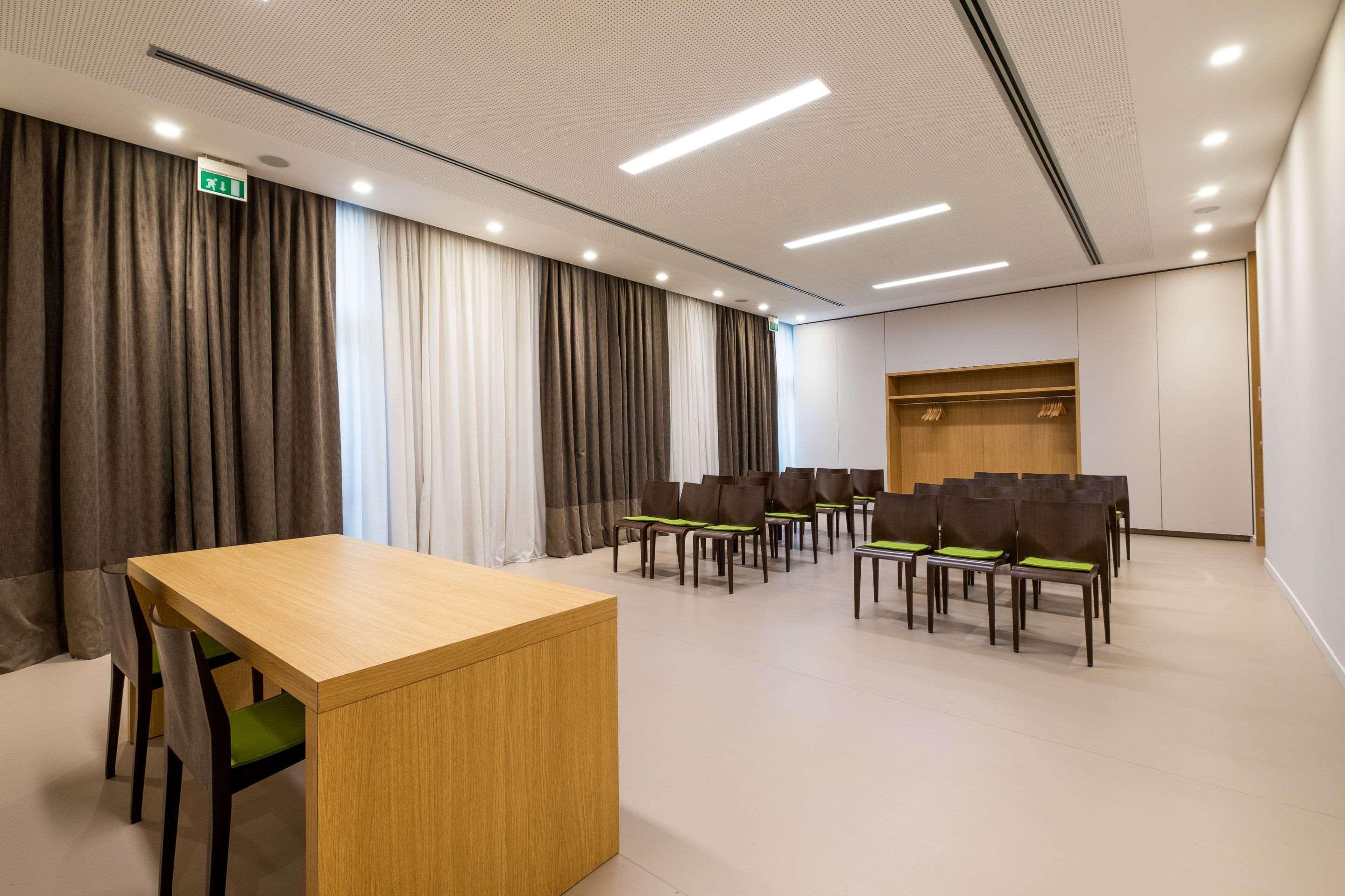 Centro de Negocios Quality Hotel San Martino