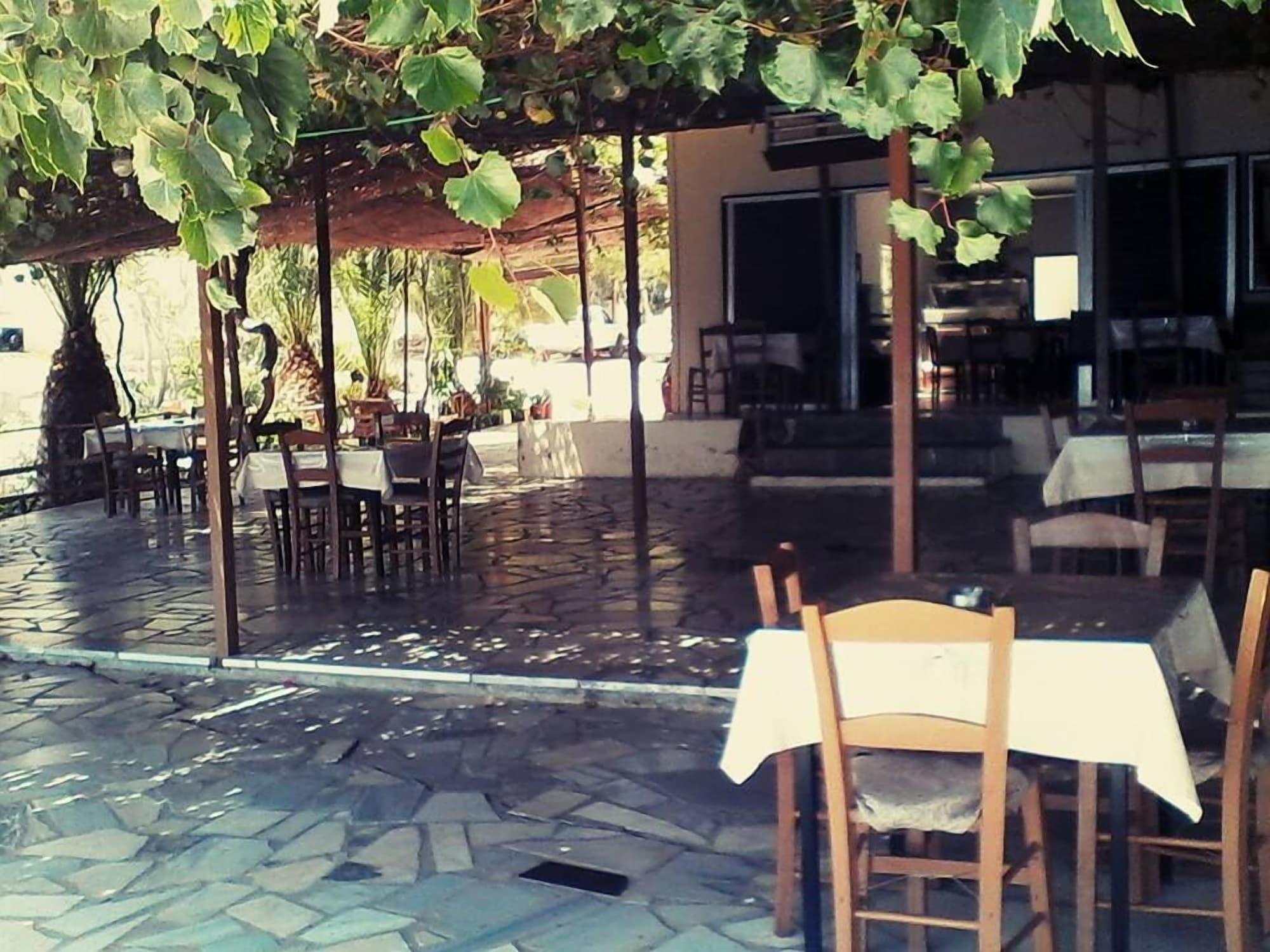 Restaurant Sfinias Hotel