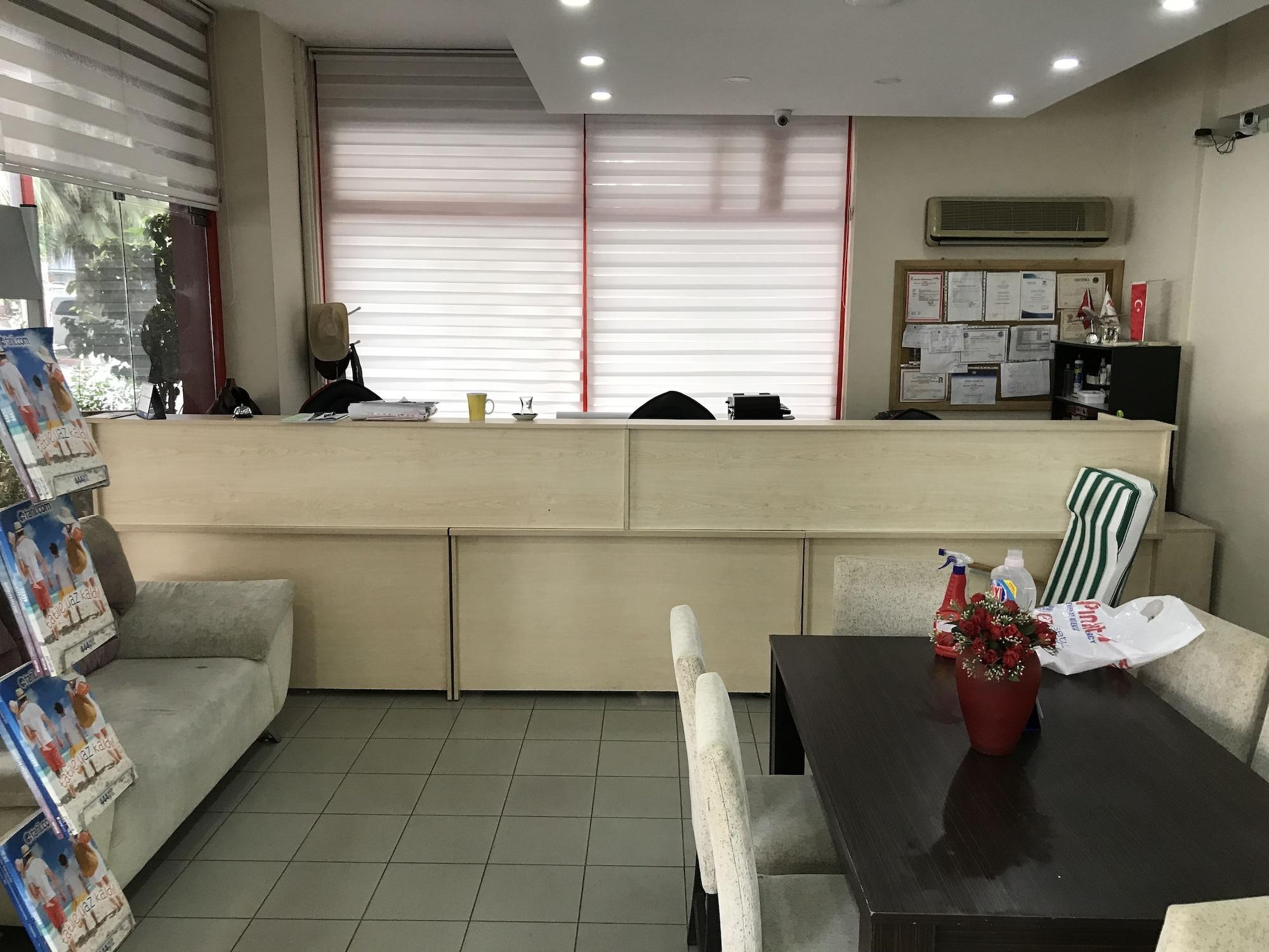 Vista Lobby Adana Hostel