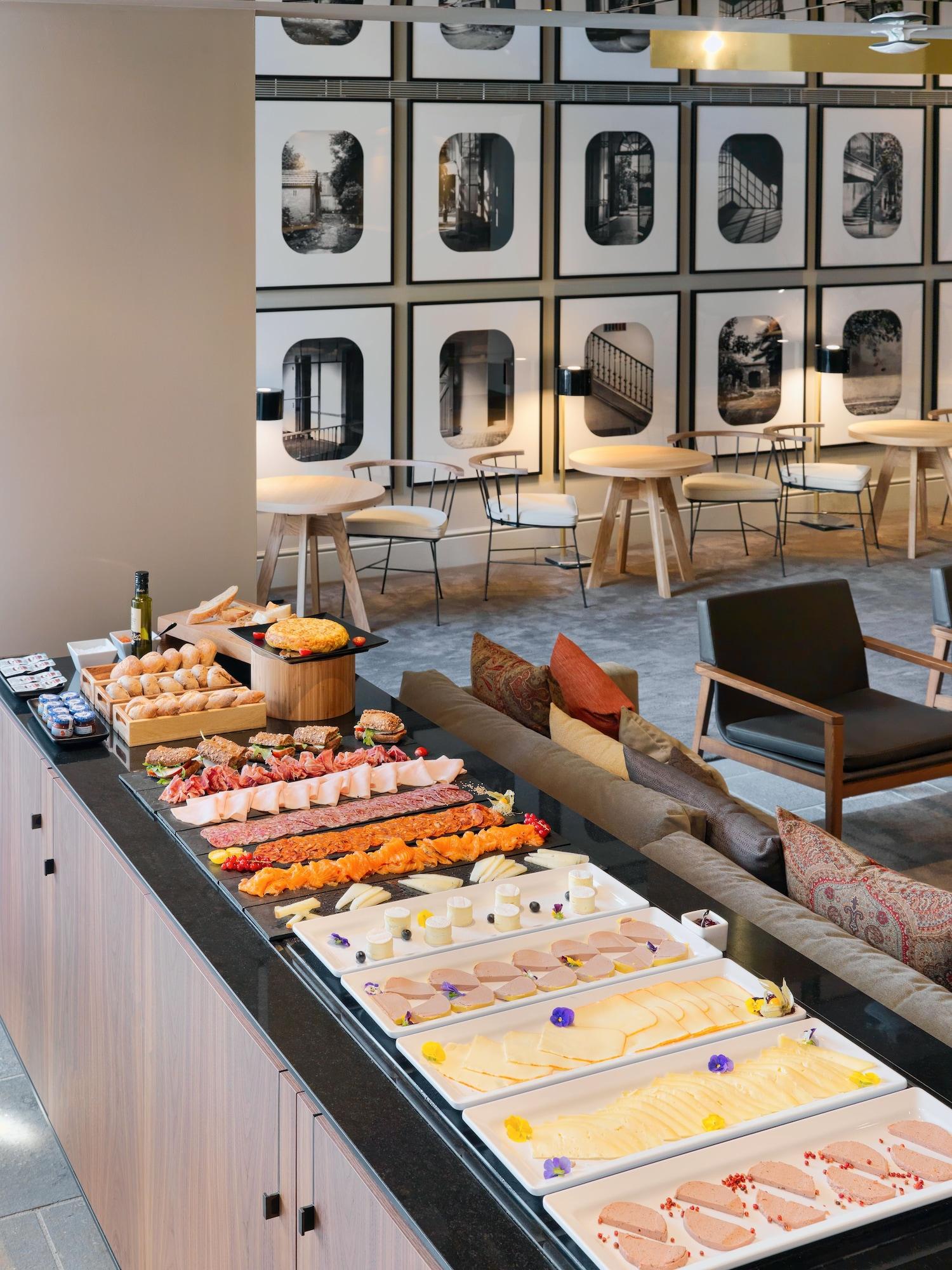 Restaurant H10 Casa Mimosa