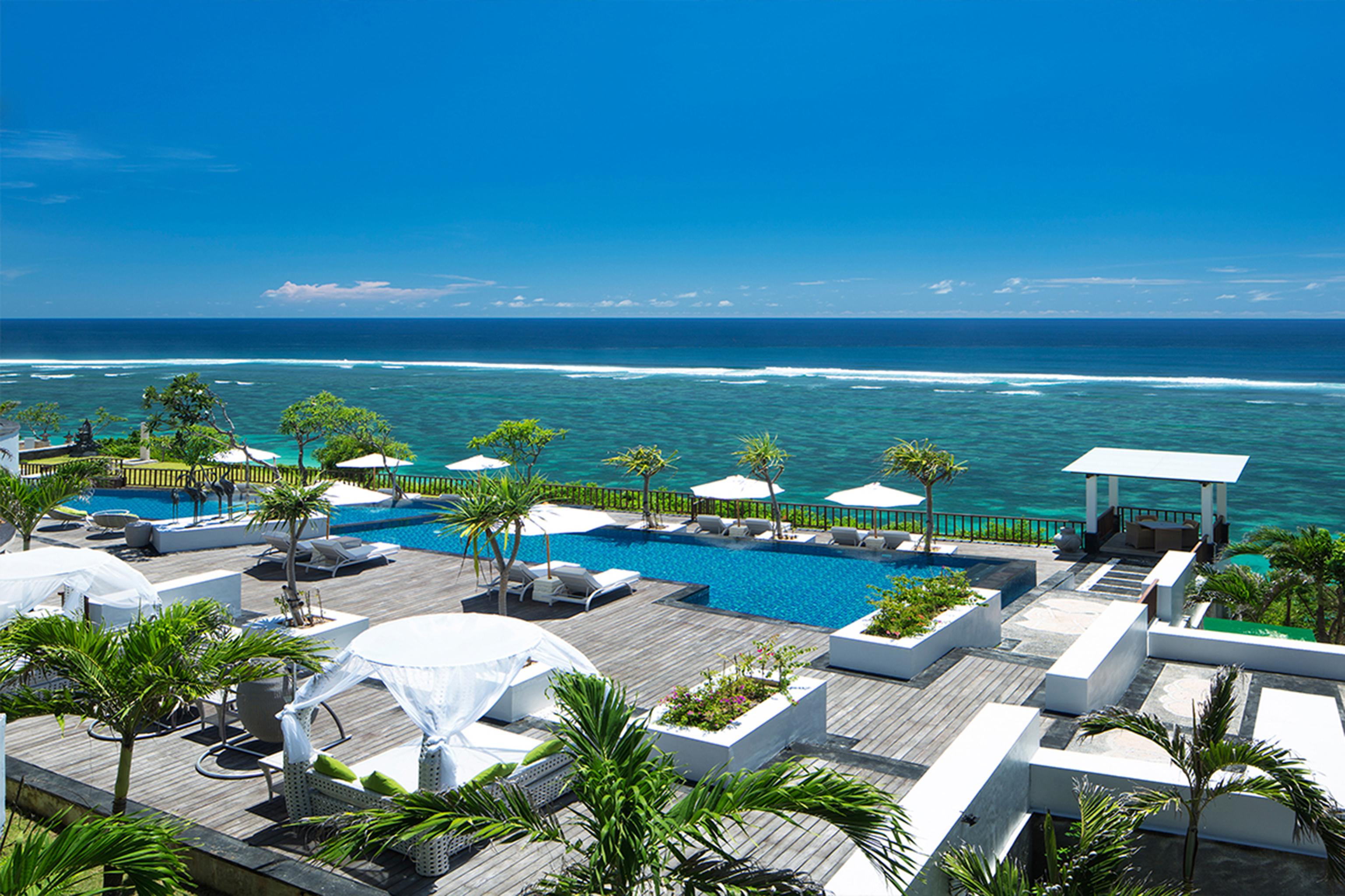 Vista Exterior Samabe Bali Suites & Villas