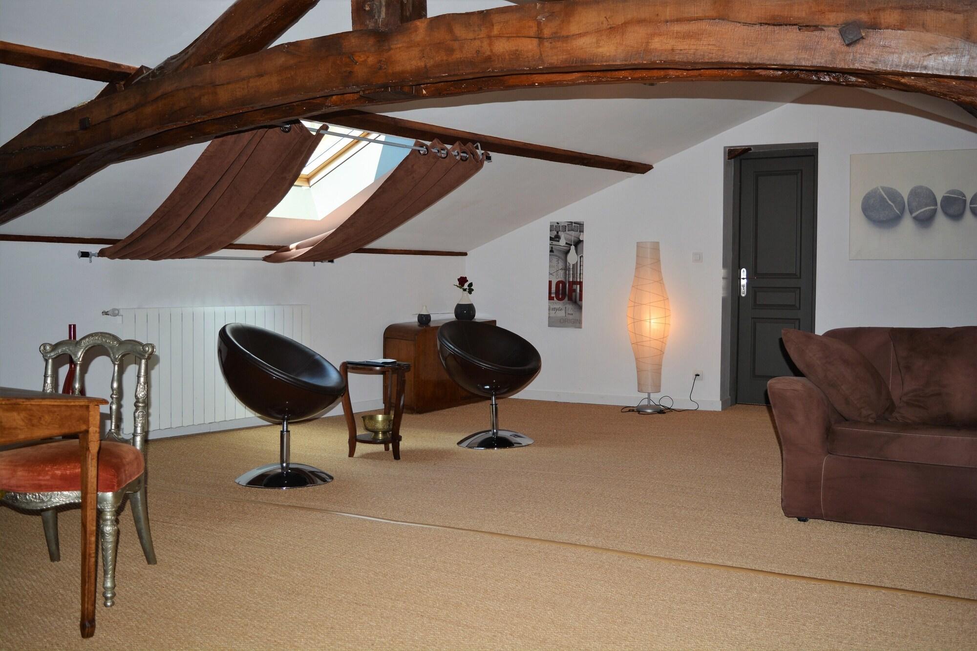 Bar/Salón Chambre D'hôtes La Cour des Saligues