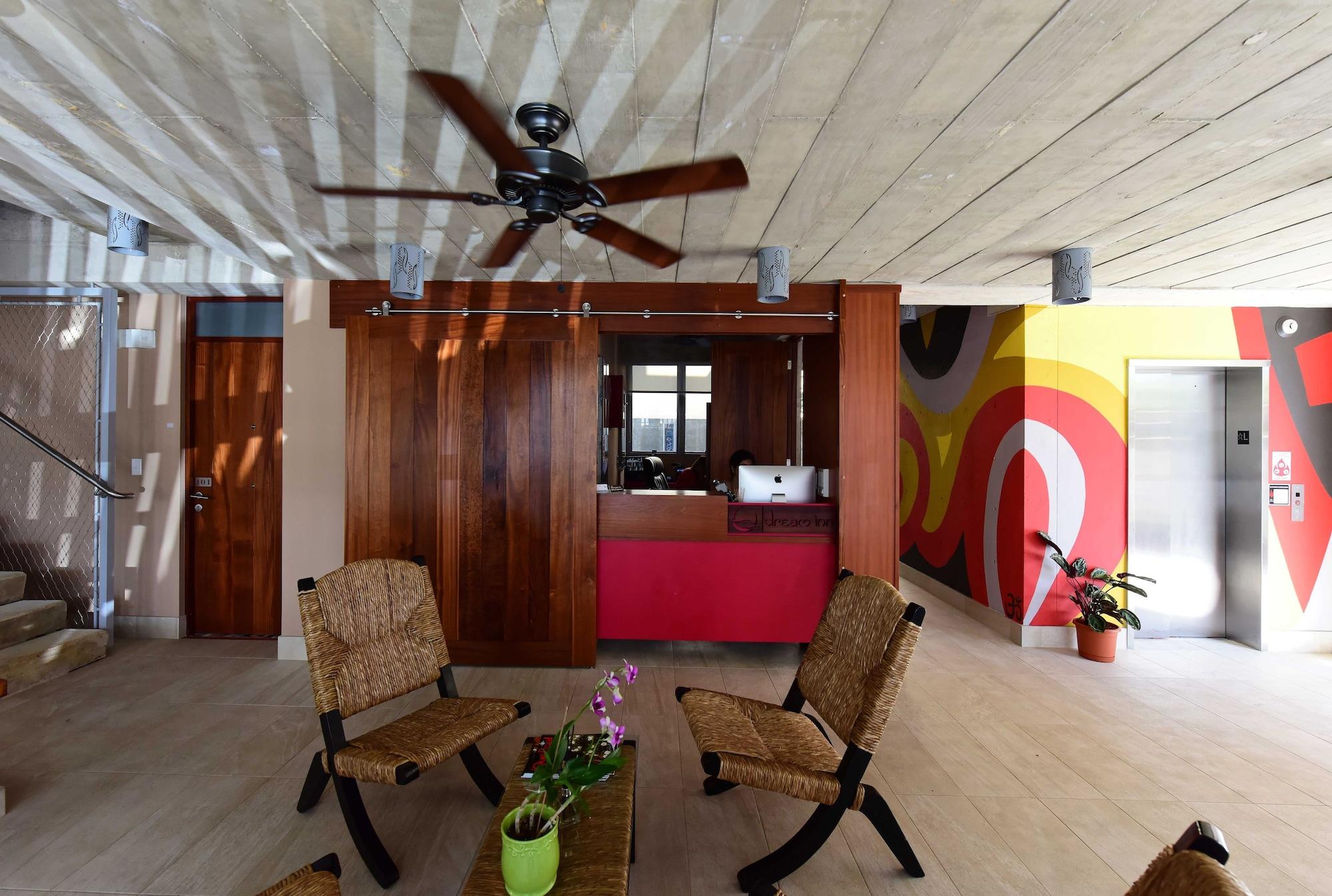 Vista Lobby Dream Inn PR