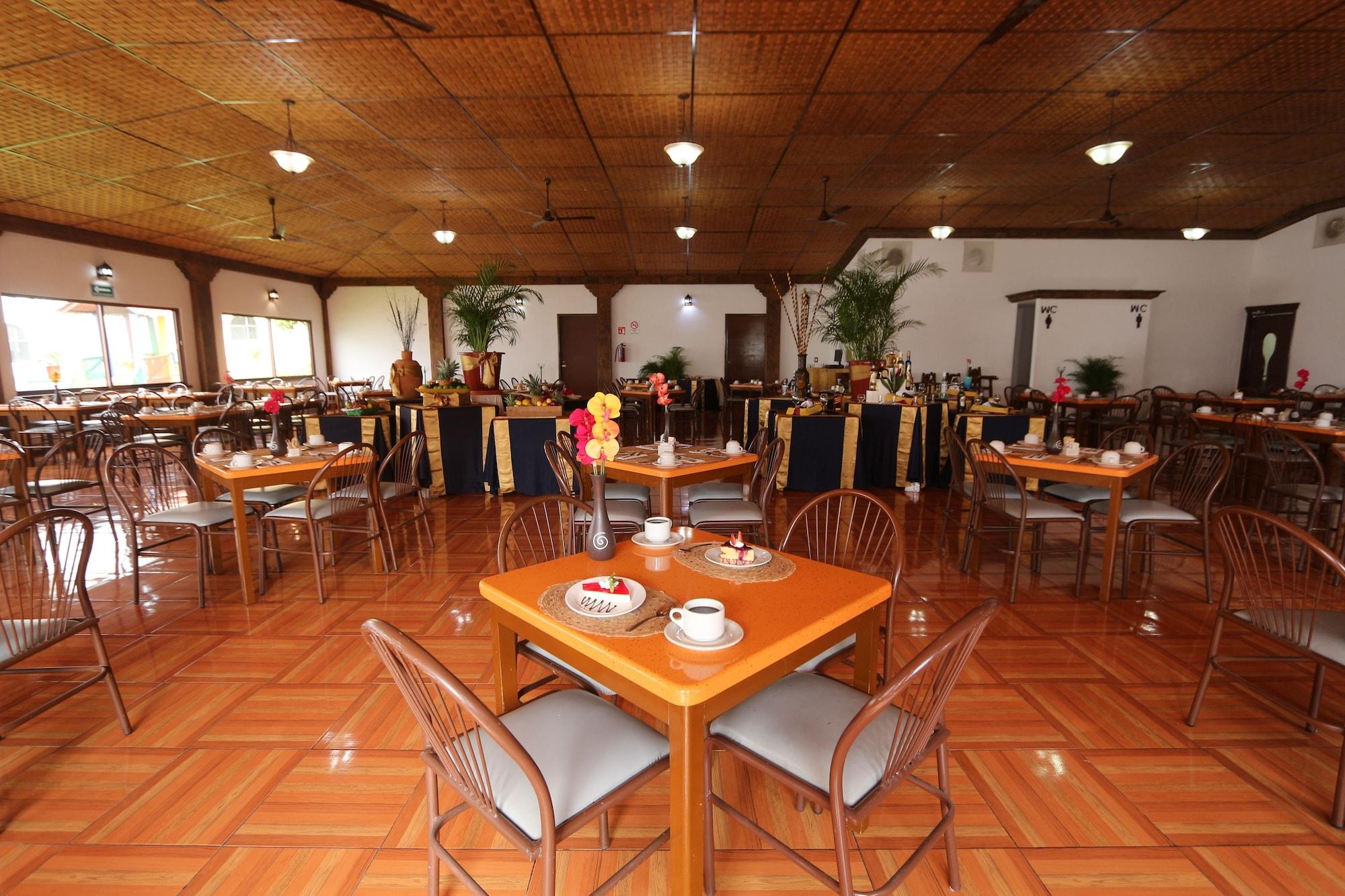 Restaurant Dorados Conventions & Resort